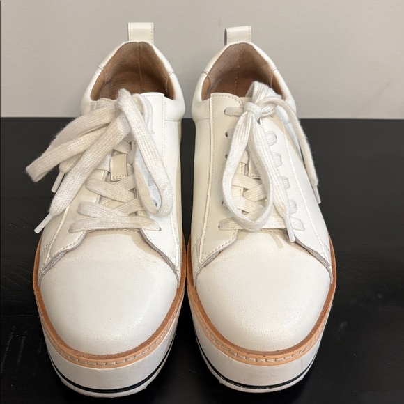 Chelsea & Violet sneakers - Picture 5 of 7